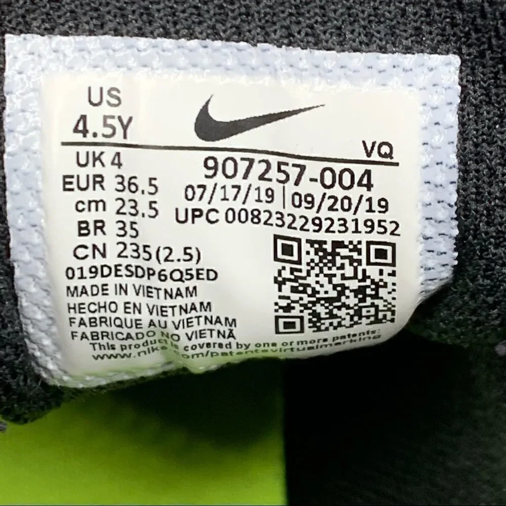 Nike~Star Runner 2~Black/Pink Running Shoes Youth Girls~US 4.5Y‎